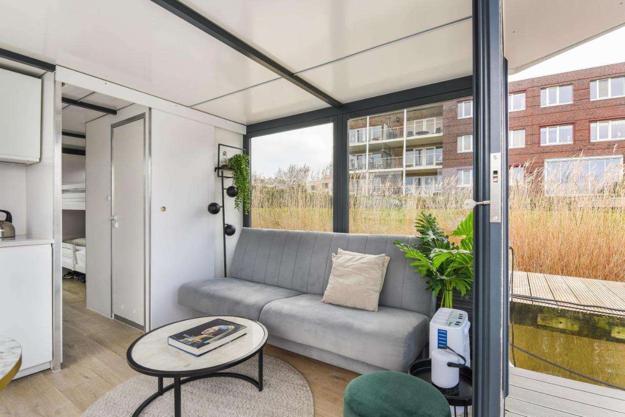 Cosy Tiny Houseboats Near Beach And Restaurants By Weltevreden Experience Zeewolde Zewnętrze zdjęcie